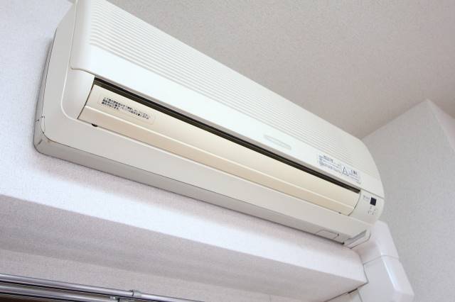 その他設備　エアコンで１年中快適ですね