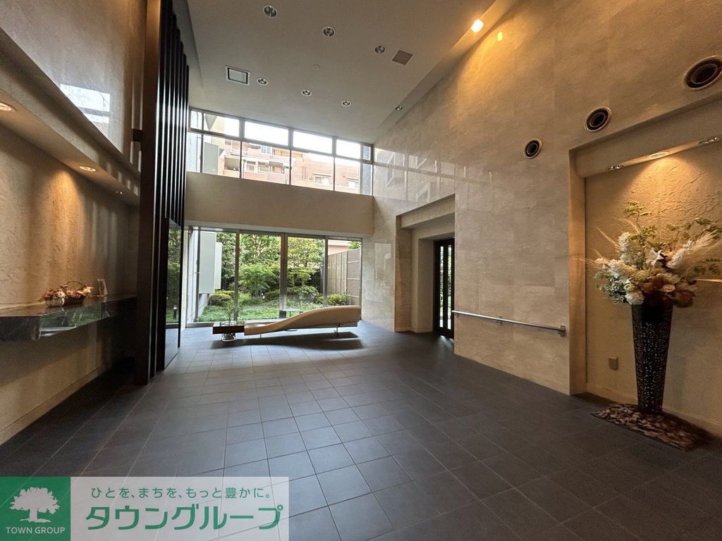 エントランス　エントランス