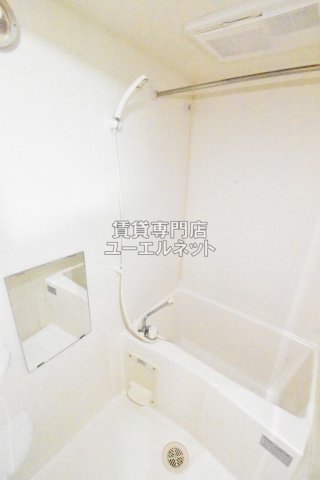 バス・シャワールーム　浴室