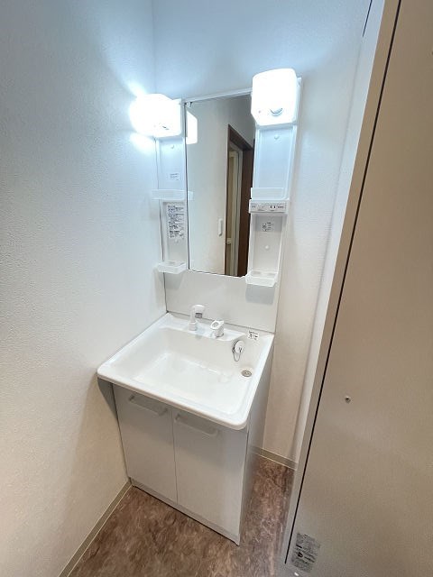 洗面設備　広い洗面スペース