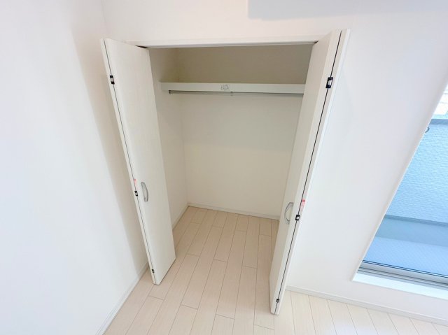 収納　収納がたくさんあると、お部屋が綺麗に片付きますね。