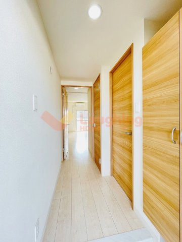 玄関　ゆったりとした玄関です※別号室の写真です