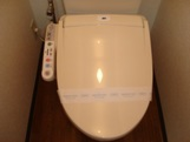 トイレ　写真は別のお部屋です。