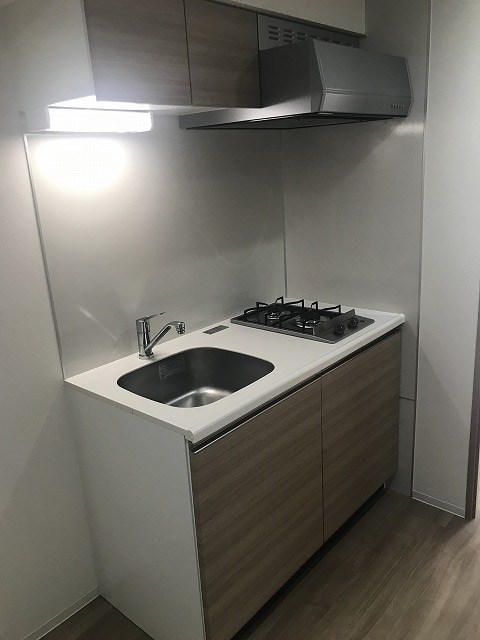 キッチン　※参考写真（同物件別部屋です）