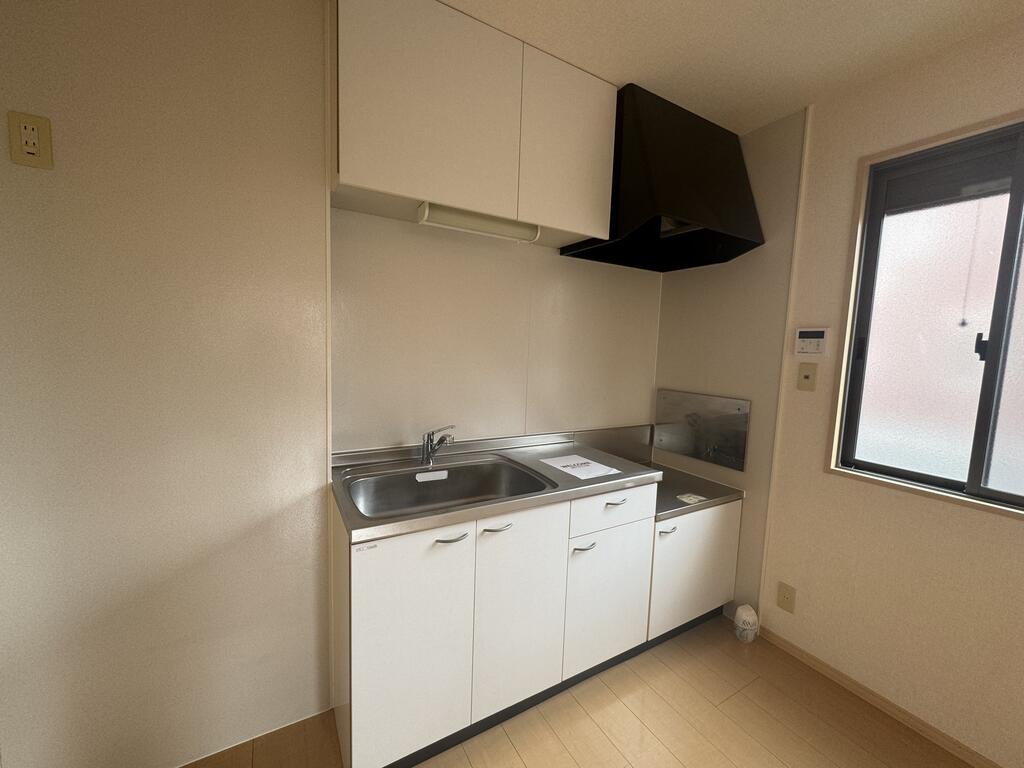 キッチン　※反転タイプのお部屋の写真