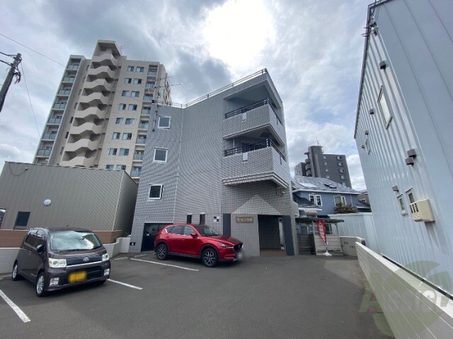 建物外観　札幌市東区北１８条東「カーム北１８条」