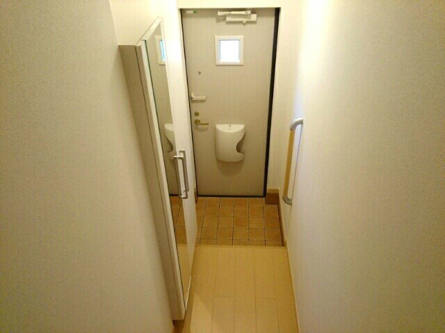 玄関　シンプルで使いやすい玄関です