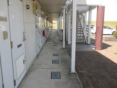 ＪＲ山陽本線 東姫路駅 徒歩25分 2階建 築25年の玄関写真