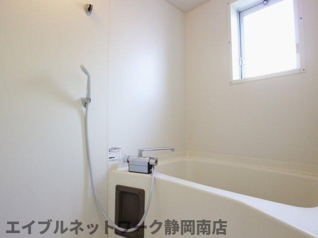 バス・シャワールーム　きれいなお風呂です