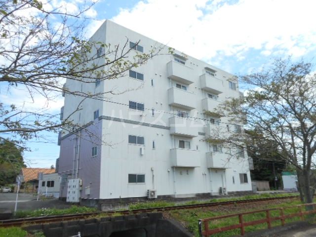 【掛川市細谷のマンションの建物外観】