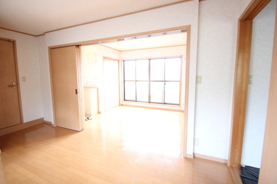 広島市安佐南区八木のアパートの居室・リビング