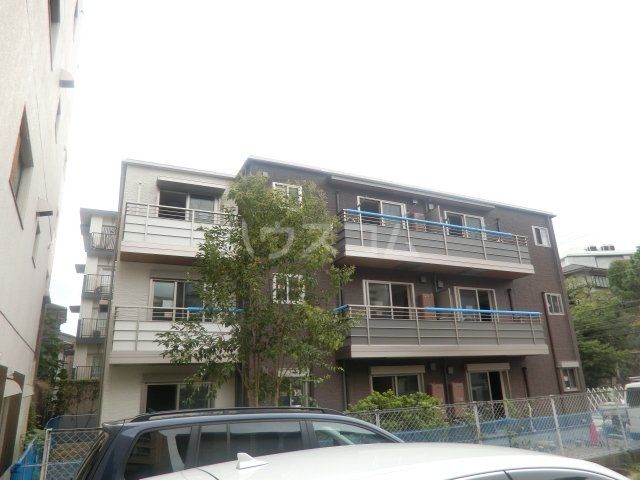 名古屋市千種区堀割町のマンションの建物外観
