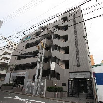 福岡市中央区桜坂のマンションの建物外観