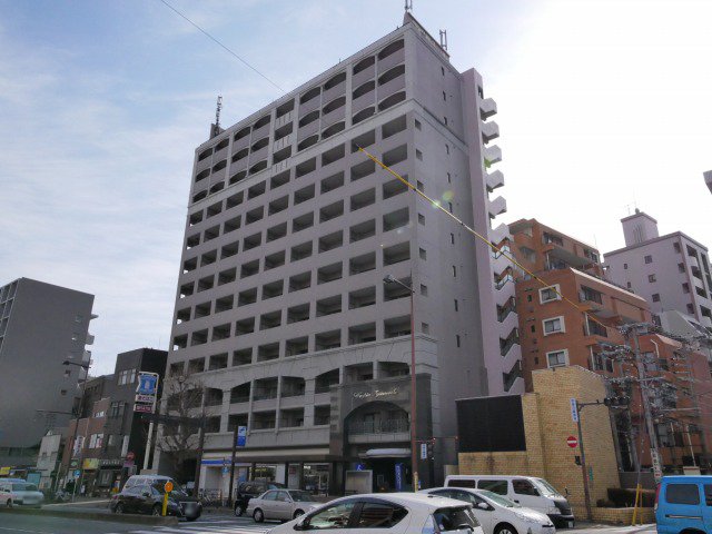 福岡市中央区黒門のマンションの建物外観