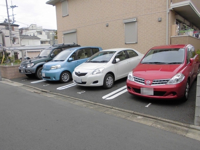 【ｍｉｏ　Ｂｌｏｏｍの駐車場】