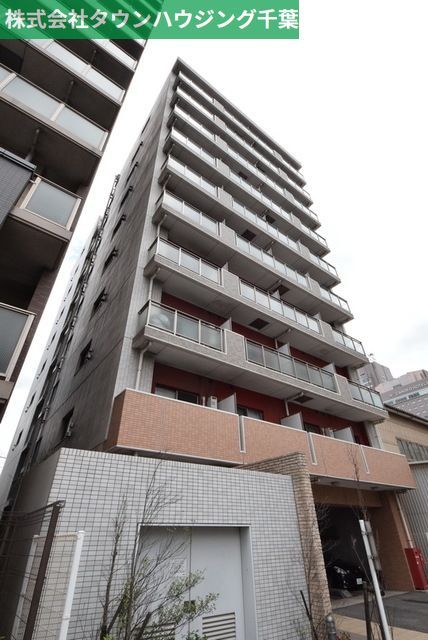 千葉市中央区問屋町のマンションの建物外観