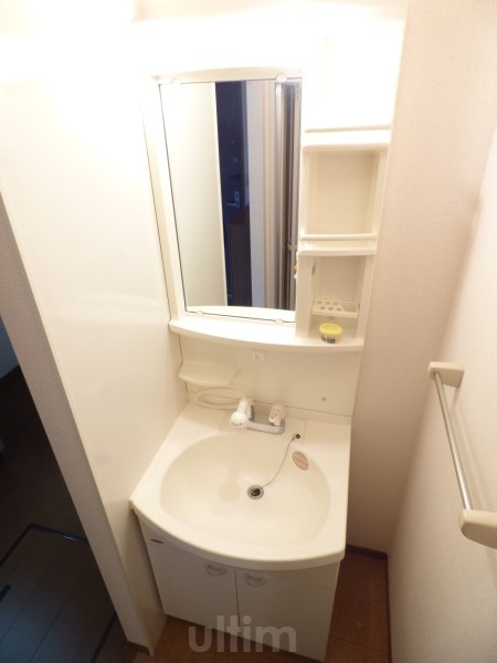 洗面設備　シャンプードレッサー