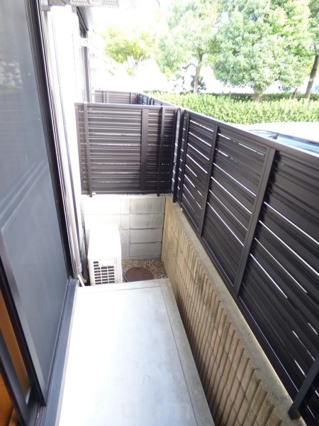 バルコニー　バルコニー