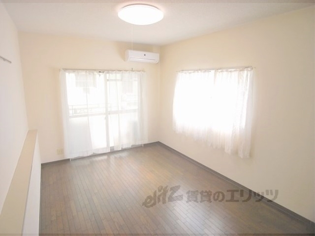 居室・リビング　洋室