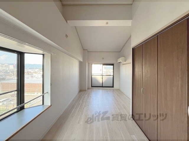 居室・リビング　洋室