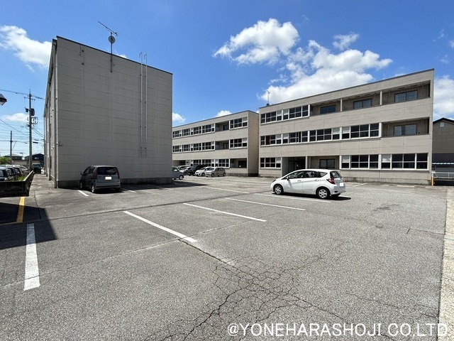 駐車場　融雪駐車場