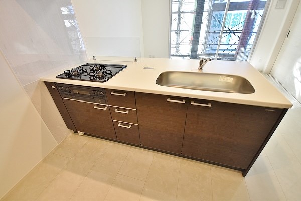 キッチン　★リビングが見渡せるカウンターキッチン★