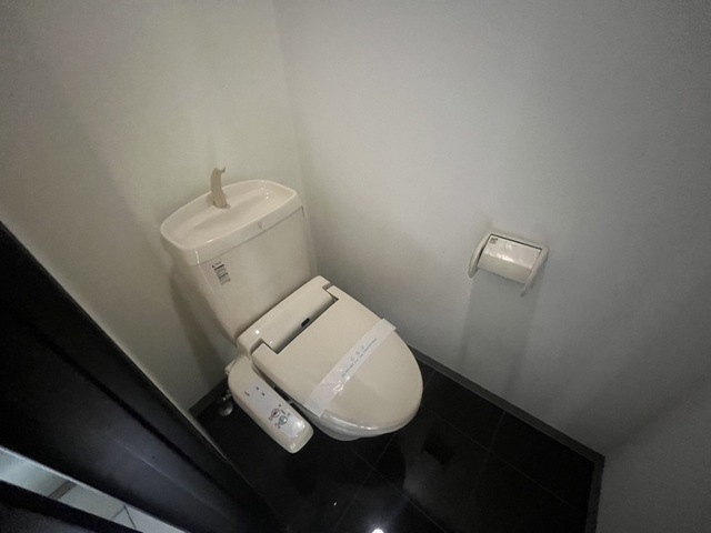 トイレ　別階３号室