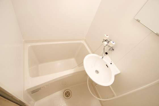 バス・シャワールーム　※別号室の写真です