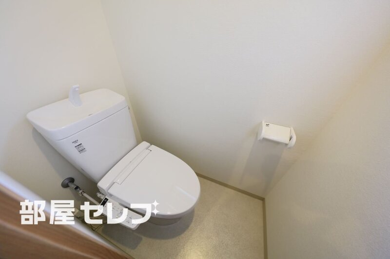 トイレ　６０１号室写真