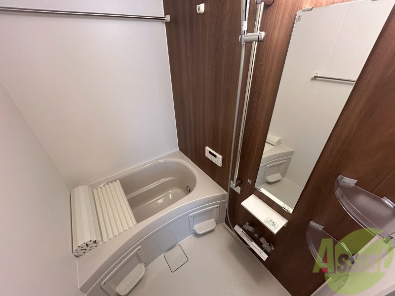 バス・シャワールーム　清潔感ばっちりです。くつろいで一日の疲れを癒しましょう。