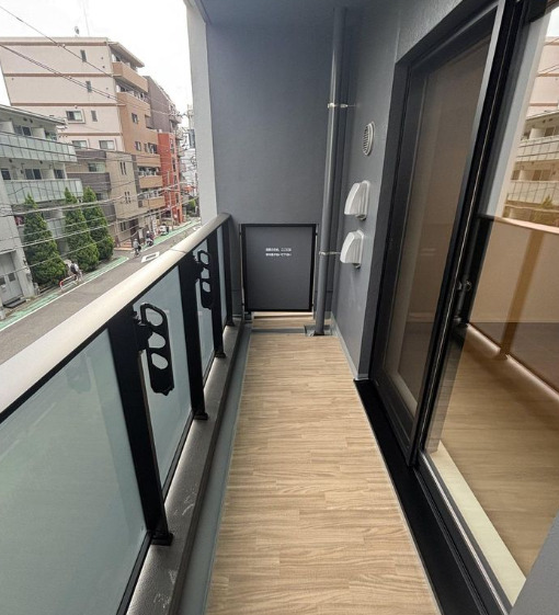 バルコニー　※別部屋の参考写真です。