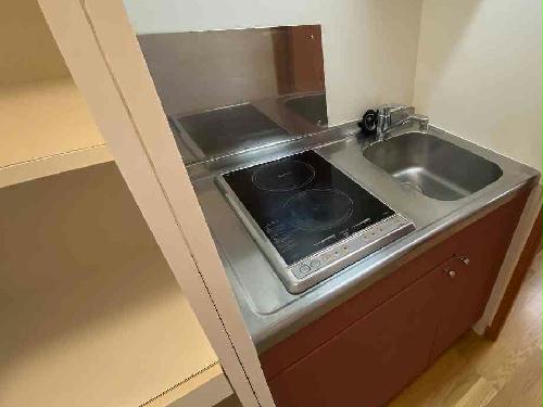 キッチン　設備・使用は号室により異なる為、現況を優先いたします。