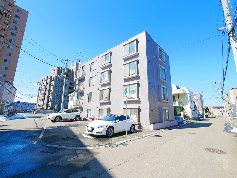 建物外観　馬場公園がある【ひばりヶ丘】駅徒歩圏内です♪