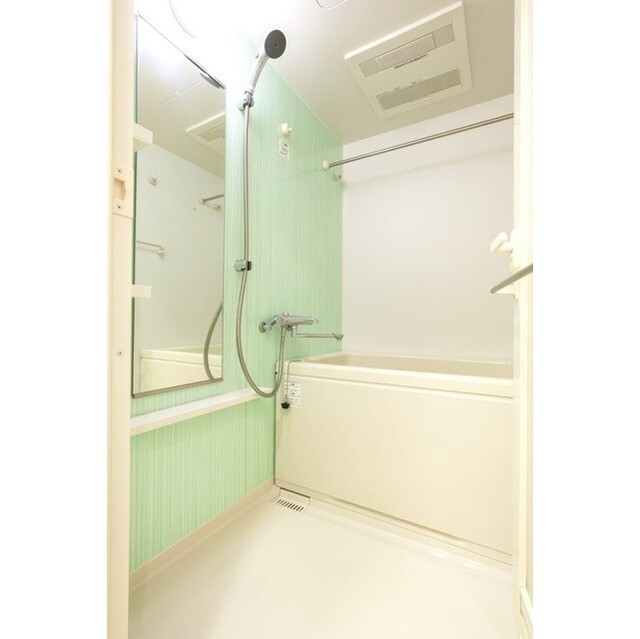 バス・シャワールーム　人気条件の「バス・トイレ別」です。