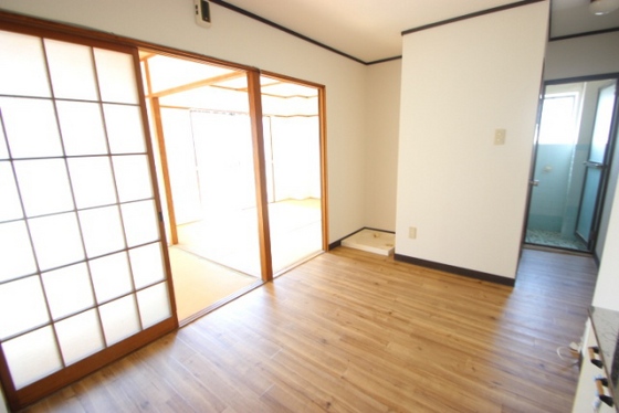 居室・リビング　※別部屋の写真です