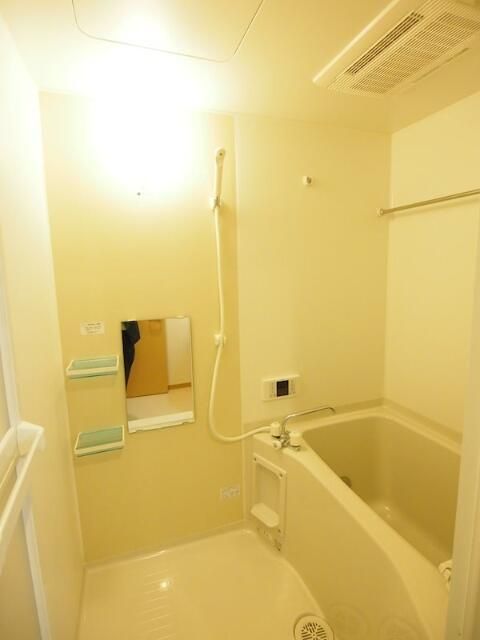 バス・シャワールーム　☆ゆったりくつろげるお風呂☆