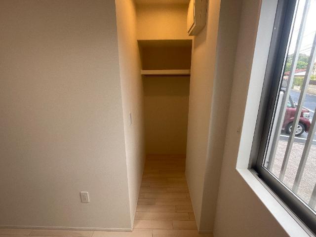 収納　ウォークインクローゼット