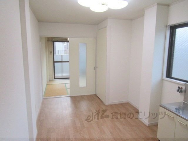 居室・リビング　洋室