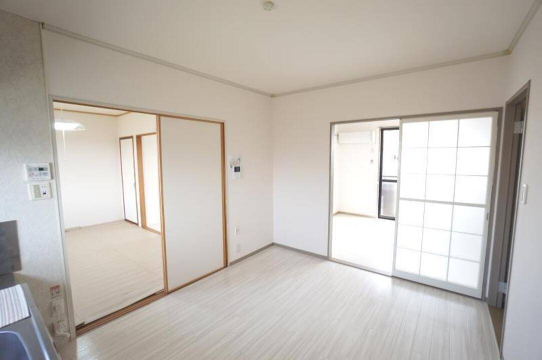 居室・リビング　リビング