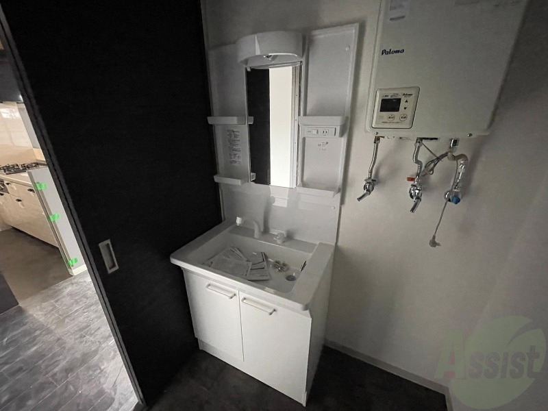 洗面設備　シャンプードレッサーで身支度もラクラクです！