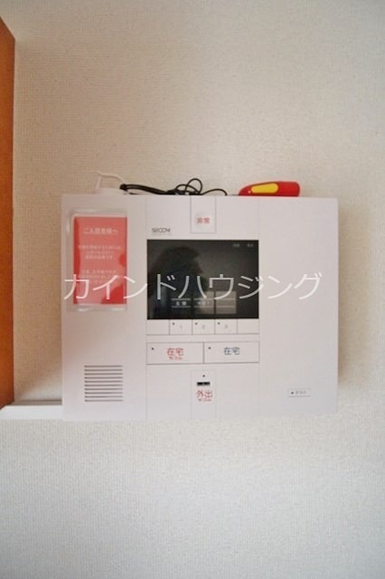 セキュリティ　SECOM