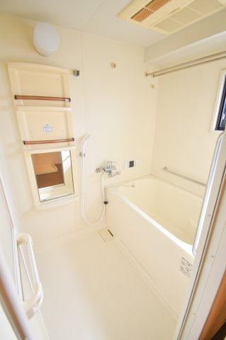 バス・シャワールーム　お湯張り・追い炊き・浴室乾燥