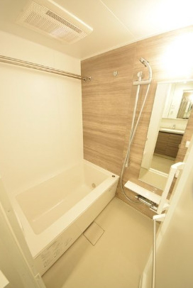 バス・シャワールーム　別部屋参考写真になります