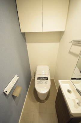 トイレ　別部屋参考写真になります