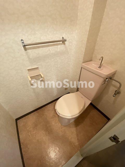 トイレ　落ち着いたトイレです