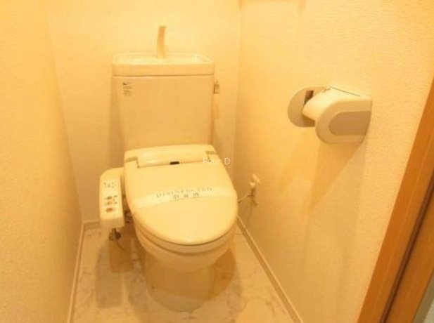 トイレ　別号室参考写真