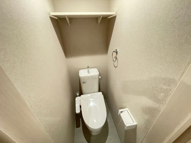 トイレ　洗浄便座付き