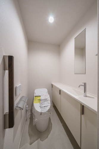 トイレ　トイレ