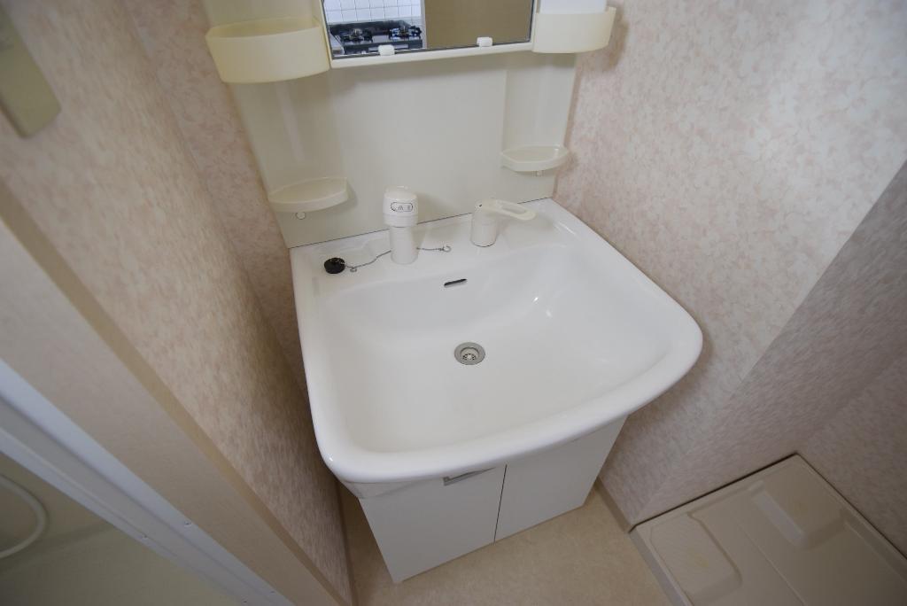 洗面設備　洗髪洗面化粧台