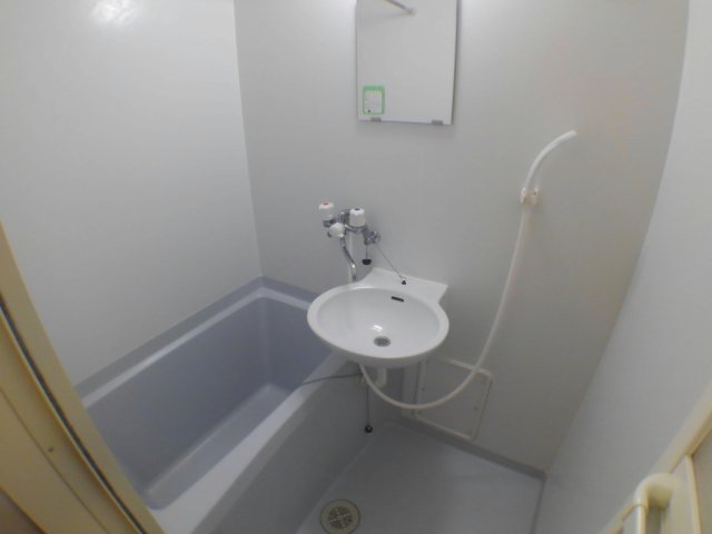 バス・シャワールーム　日々の暮らしに欠かせないお風呂です